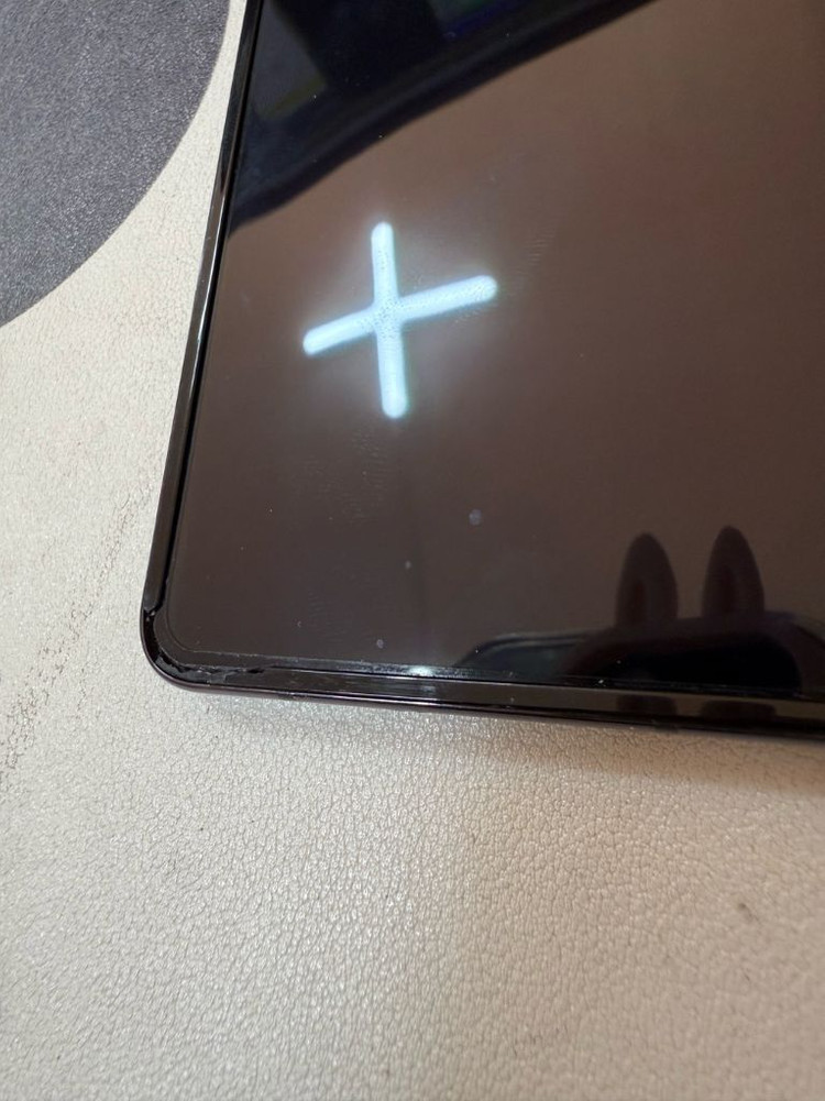 폴드4 무잔상 블랙 이미지