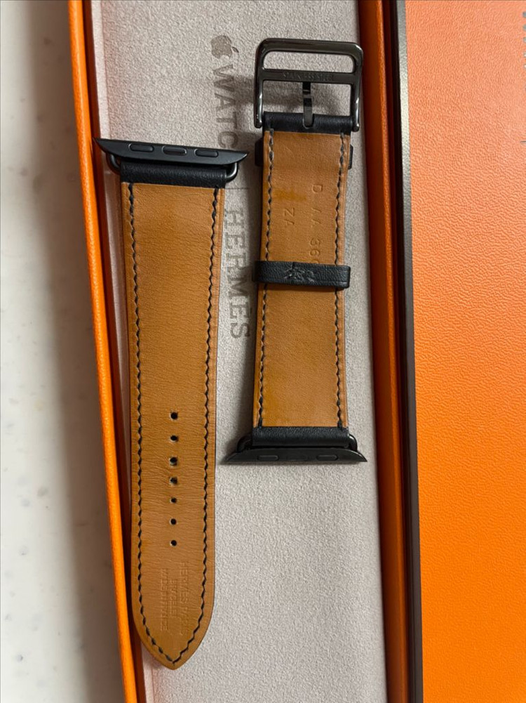 애플워치 에르메스 누아 싱글투어 45mm SS급 이미지