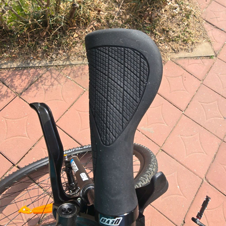 첼로 불렛xc50 전기자전거 26년식 29인치 이미지