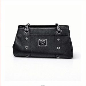 MCM 정품 블랙 가죽 체인 숄더백 이미지