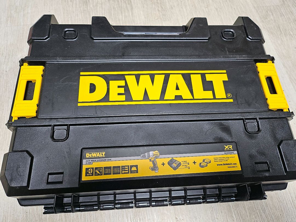 디월트 충전 드라이월 커터 (석고보드 커터) + 임팩 드라이버 드릴 세트 이미지