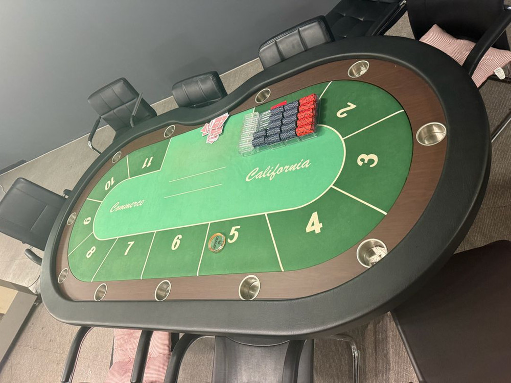 포커테이블/홀덤 이미지