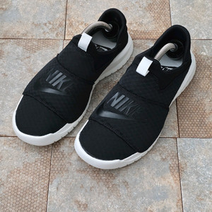 (245)나이키 베나시 슬립온 스니커즈 이미지