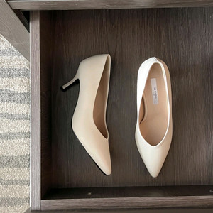 비아소뇨 양가죽펌프스 245 이미지