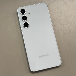 갤럭시S24FE 실버색상 256용량 25년6월개통 S급 깨끗한단말기 정상해지 공기계 이미지