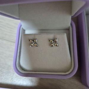 골든듀 펄시피아 쁘띠화골 귀걸이팬턴트 이미지