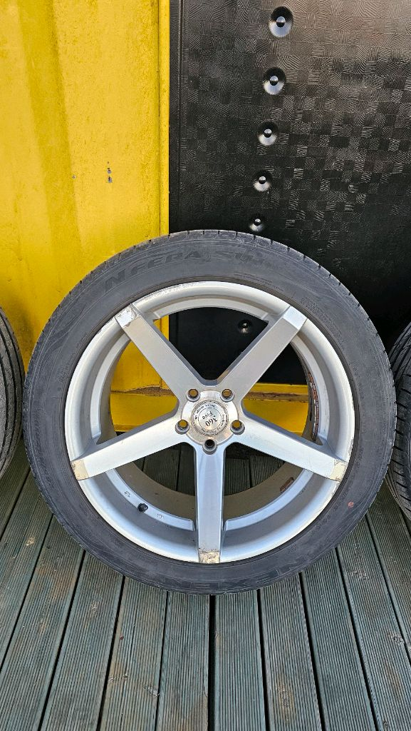 19인치 알로이 휠, 타이어 이미지