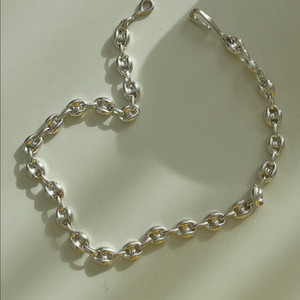 실버 체인 목걸이 이미지