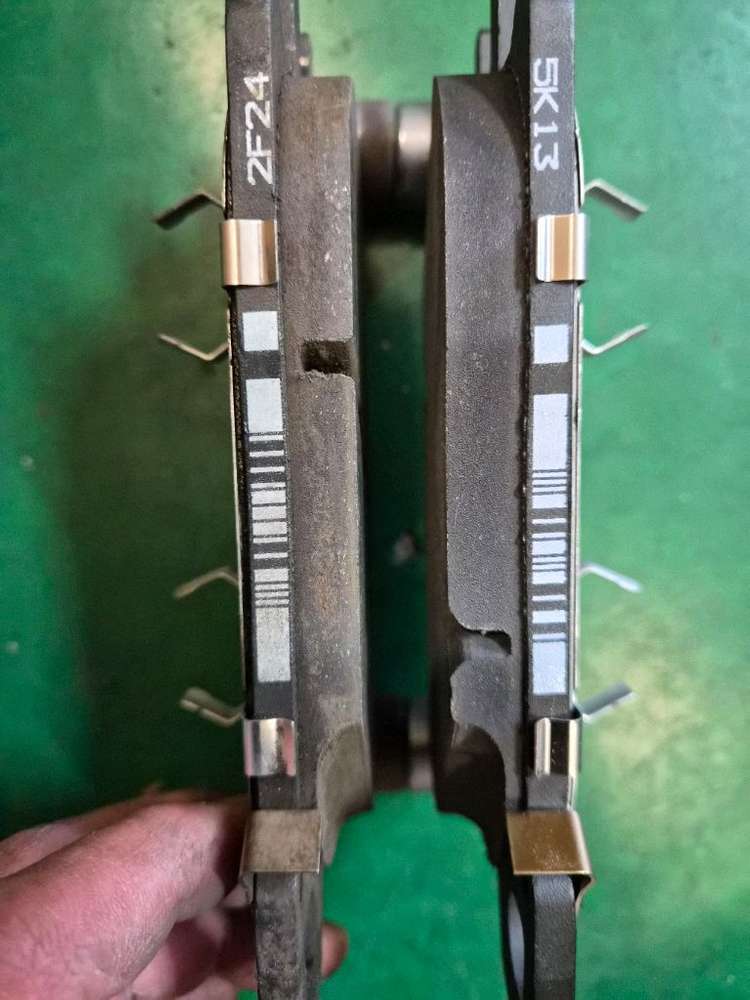 신형제네시스G80 (정품중고)앞브레이크패드(4P)팝니다 이미지