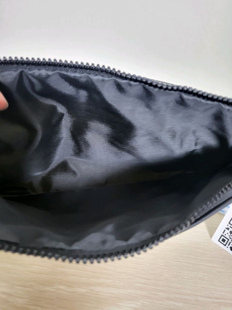 정품) 입생로랑 아이보리 파우치 (코스메틱) 이미지