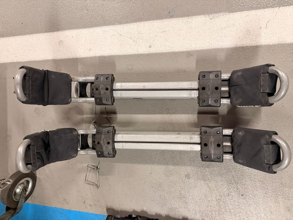 카약 용품 정리: 네이티브 프로펠13, 네이티브 사이드킥, 가민 어탐기, 툴레 훌라베이터 897XT 이미지