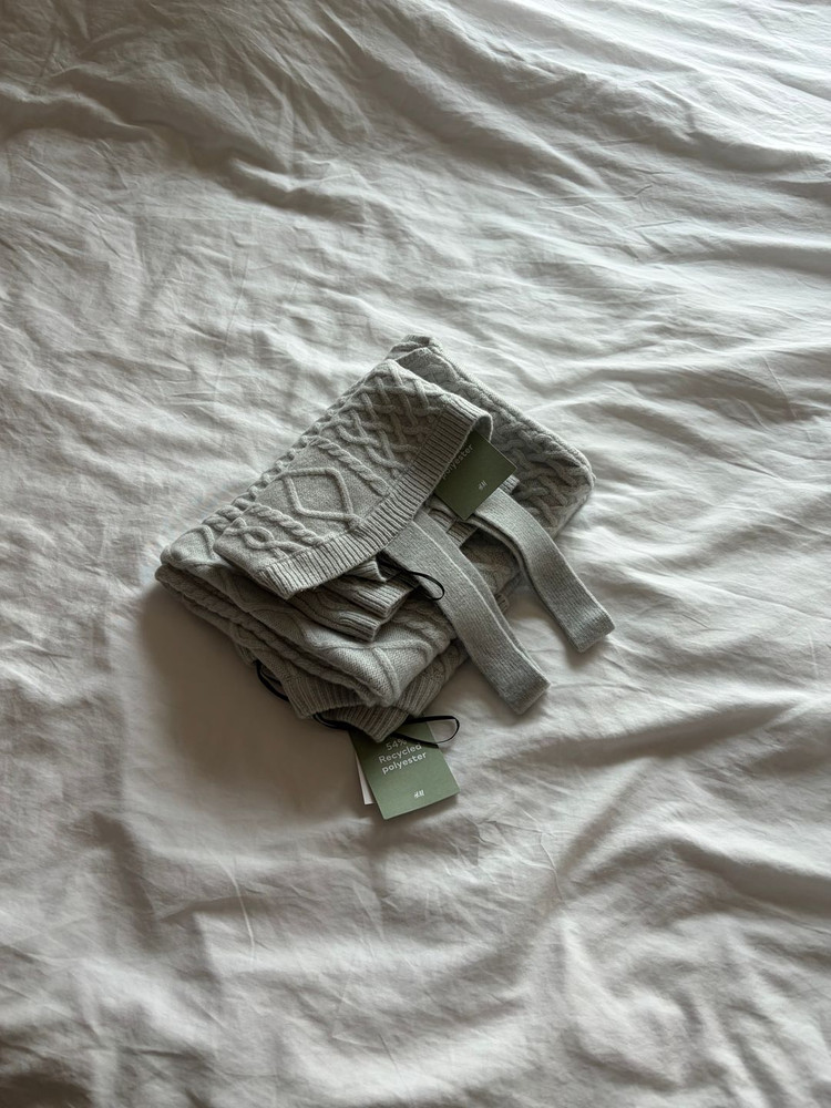 h&m 에이치앤엠 볼레로+나시 니트 셋업 이미지