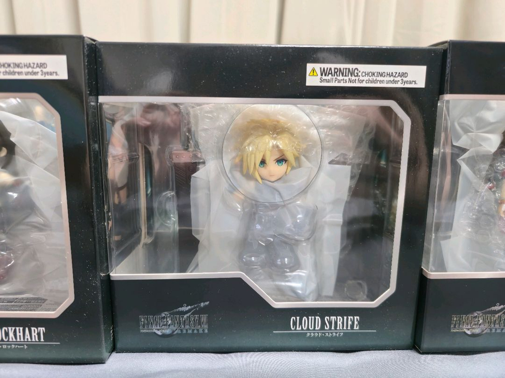 어도러블아츠 파이널판타지7 티파 클라우드 에어리스 피규어 이미지