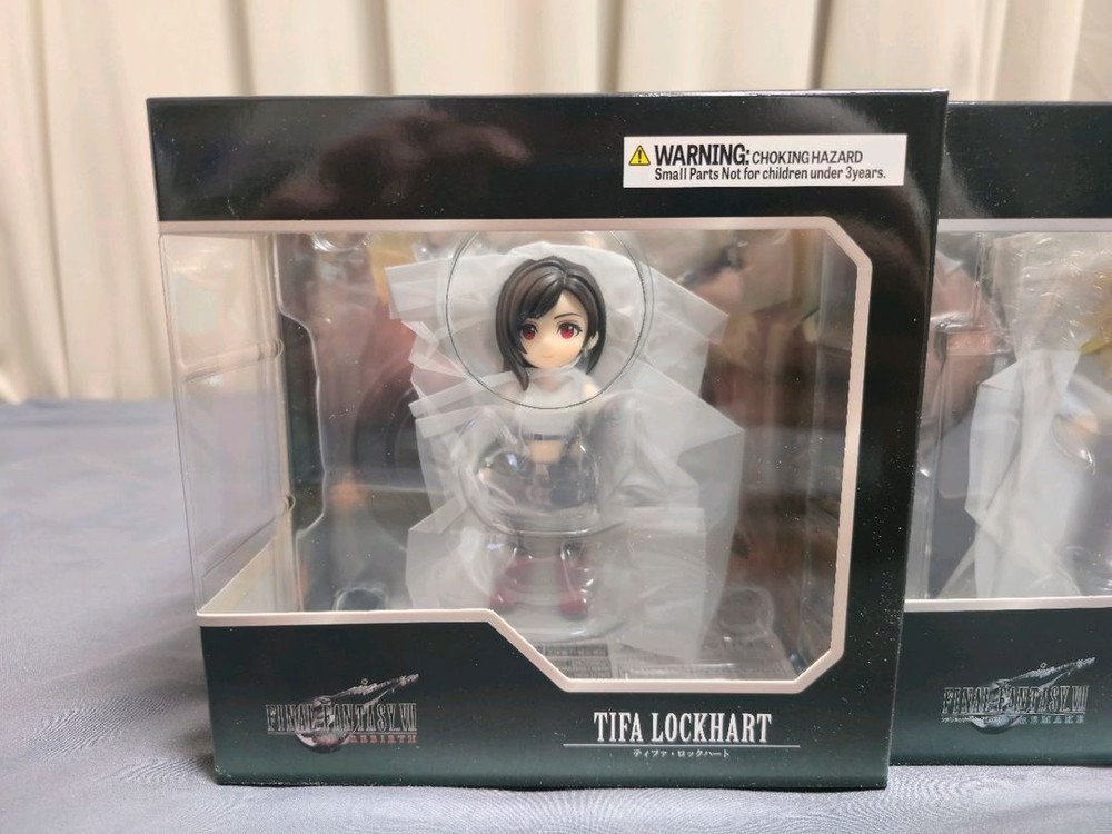 어도러블아츠 파이널판타지7 티파 클라우드 에어리스 피규어 이미지