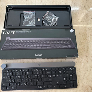 로지텍 크래프트 키보드 이미지