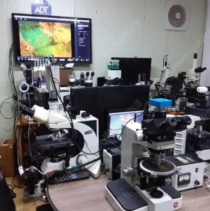 전문가용 3안CCD 편광현미경 대여렌탈 이미지