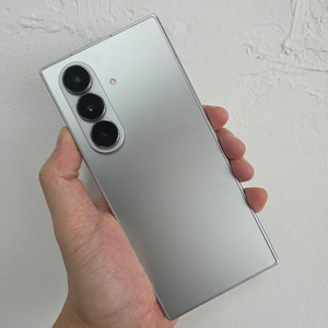 [140만]S급 갤럭시Z플립7 실버 512기가 이미지