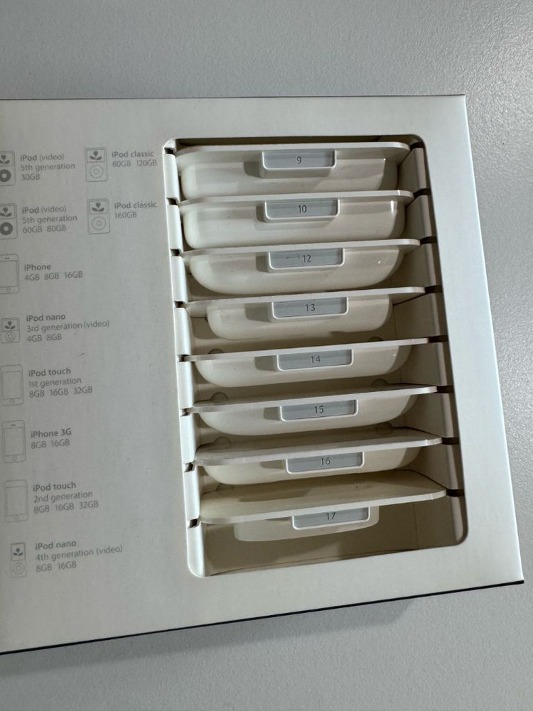 애플 유니버셜독 이미지