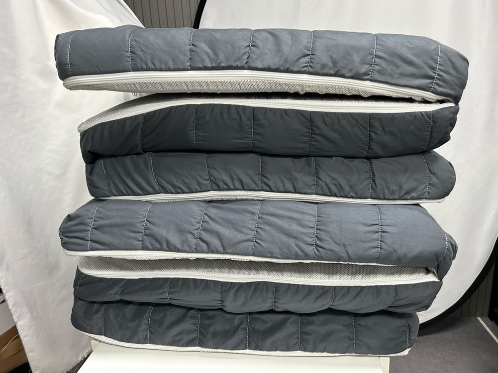 3단 접이식 매트리스 (토퍼) 슈퍼싱글만 1개 팝니다 이미지