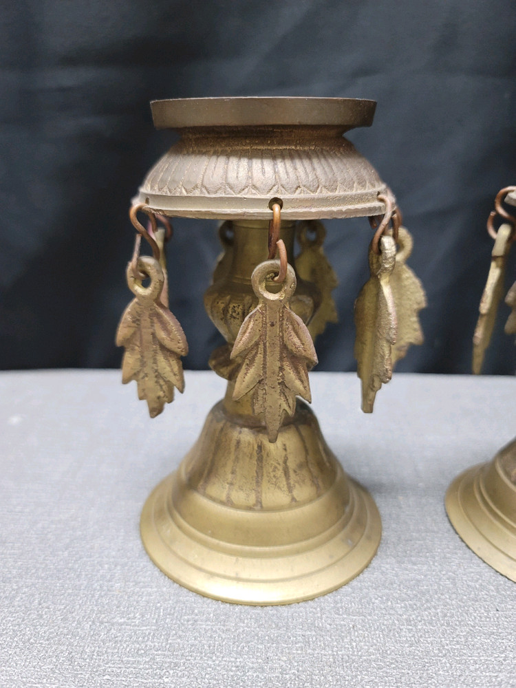 황동 나뭇잎 촛대 2점 동브론즈 이미지