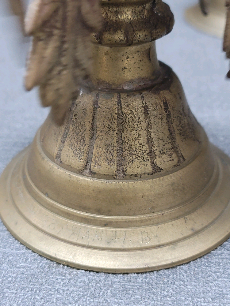 황동 나뭇잎 촛대 2점 동브론즈 이미지