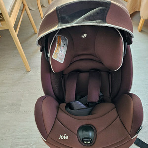 조이 차량용 카시트 브라운 이미지