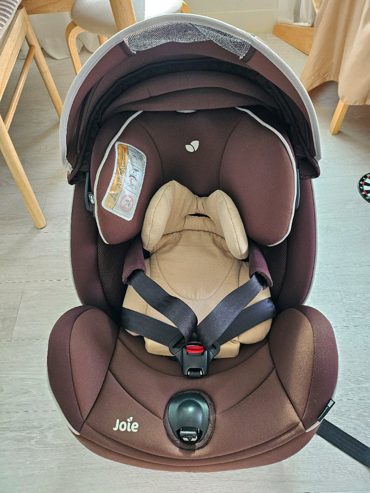 조이 차량용 카시트 브라운 이미지