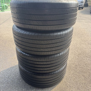 225 55 17 굿이어 어슈어런스 중고 타이어 한대분 판매합니다 이미지