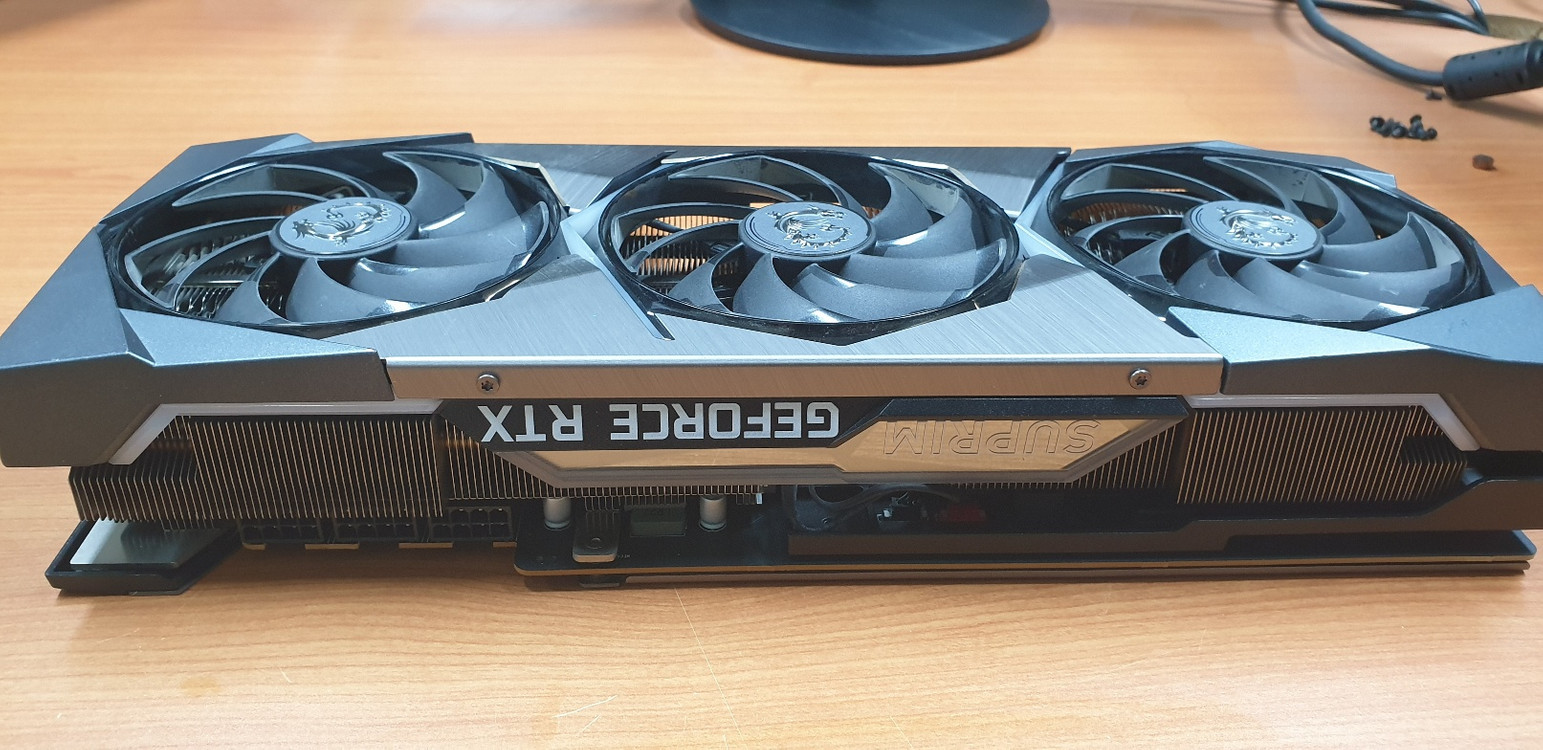 RTX 3080 Ti 그래픽카드 이미지