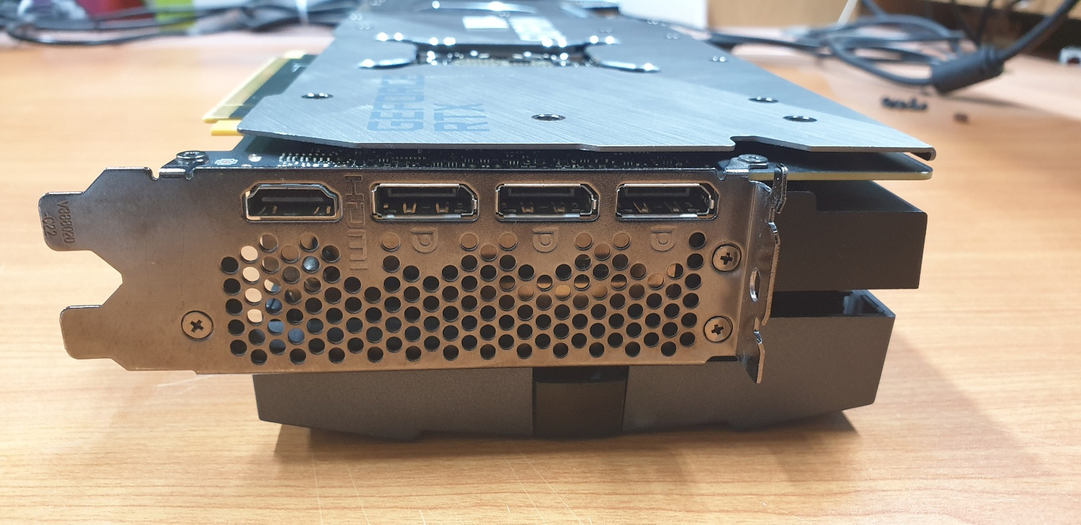 RTX 3080 Ti 그래픽카드 이미지