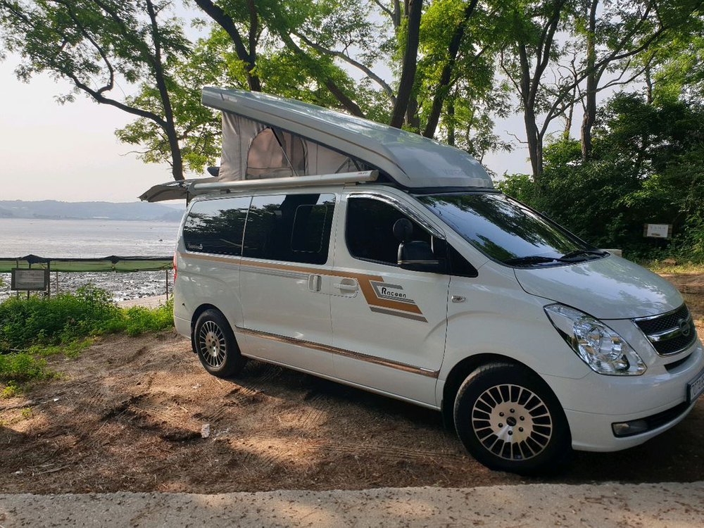 벤텍라쿤팝캠핑카 이미지