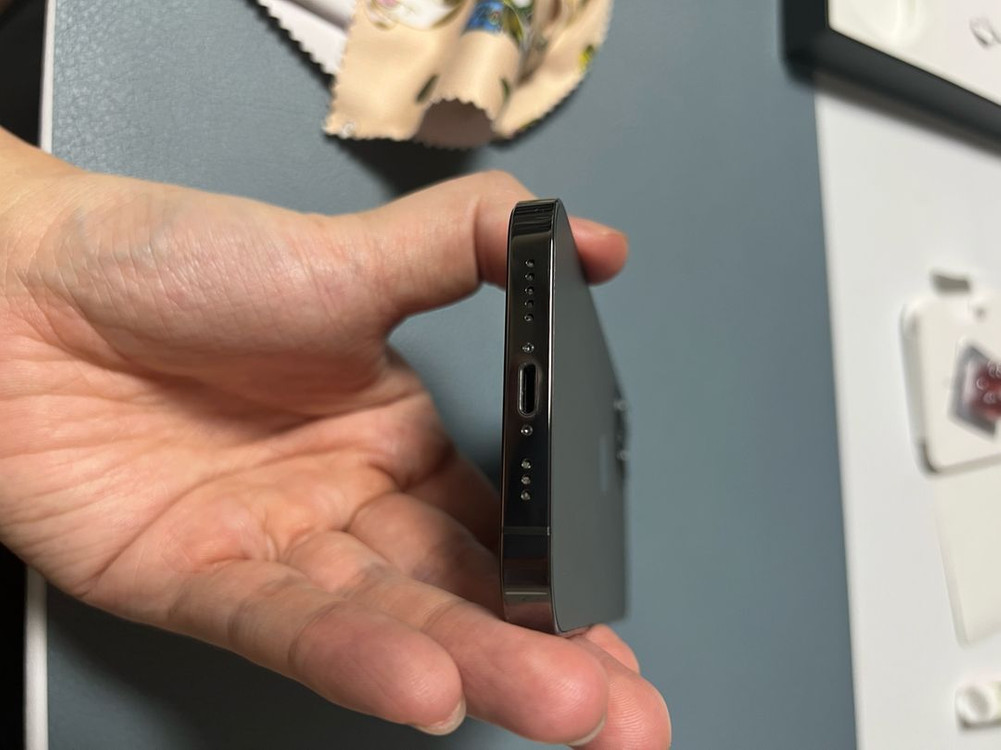 아이폰12프로 이미지