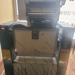 용마20kg반죽기+대광제면기.01095617468택배비포함가격입니다. 이미지