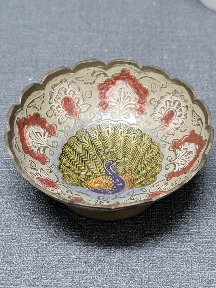 황동 공작문 굽접시 이미지