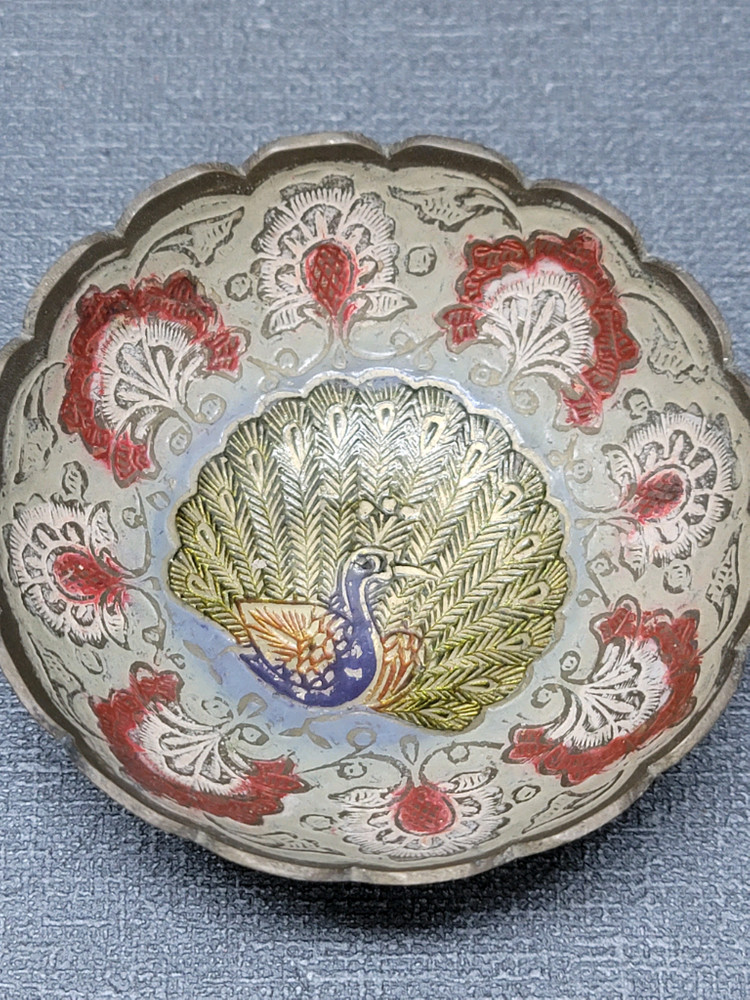 황동 공작문 굽접시 이미지