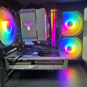 AMD RYZEN 7 5700X, RTX 5060TI 이미지