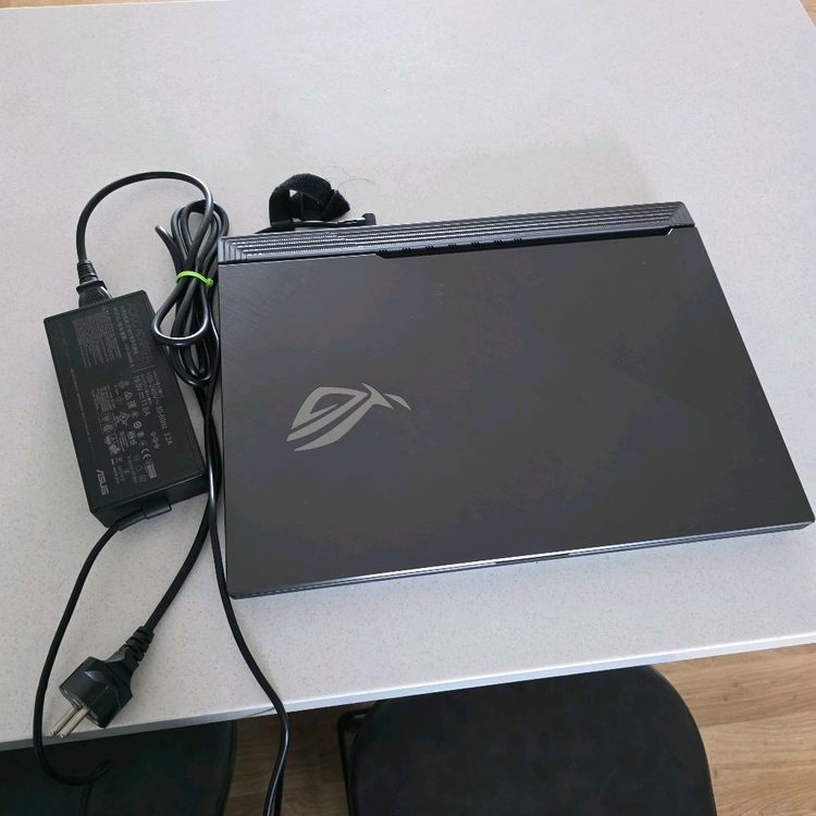 아수스 게이밍노트북 이미지