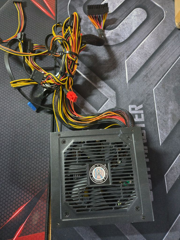 마이크로닉스 500W 파워서플라이 이미지