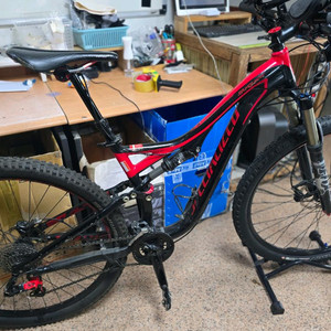 스페셜라이즈드 풀샥 스팀점퍼 완차 29인치 휠 이미지