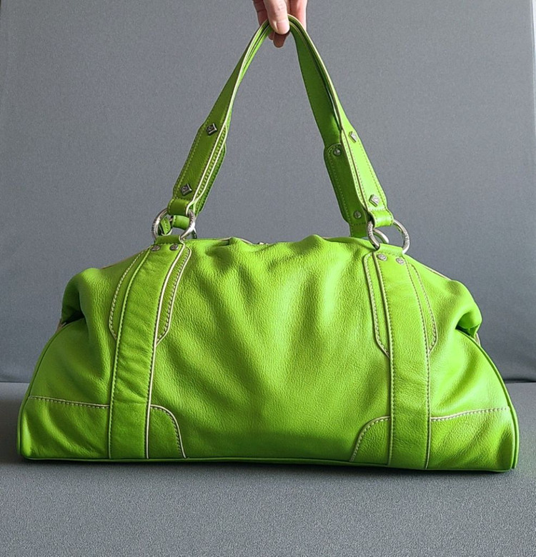 mcm 엠씨엠 스터드 블룸백 보스턴가방 숄더백 빅백 여행가방 이미지