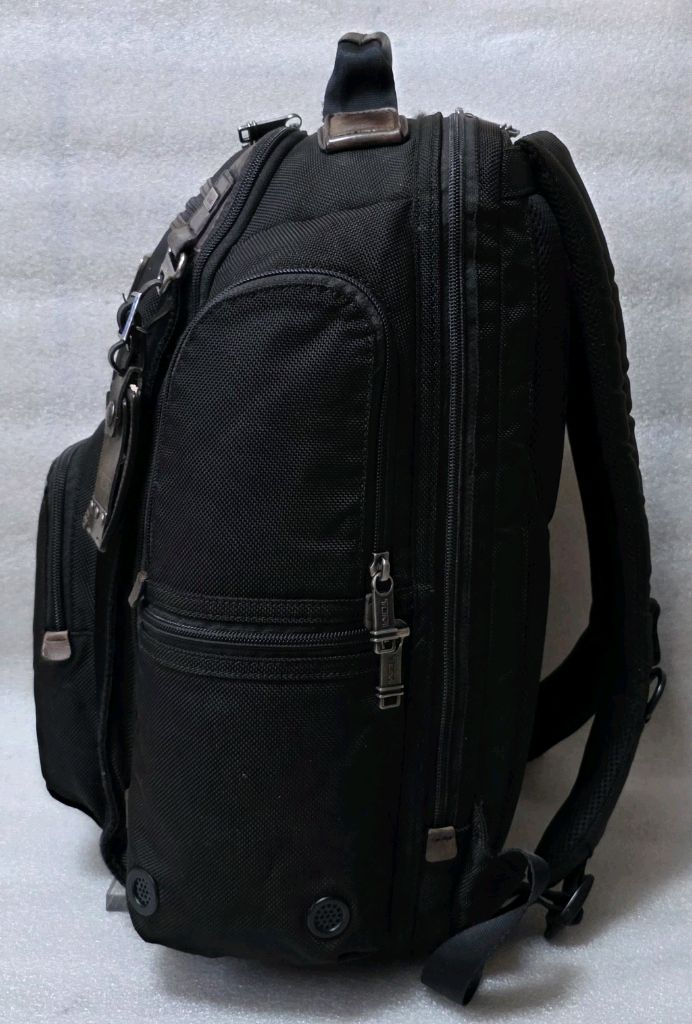 투미 TUMI 킹스빌 디럭스 백팩 히코리 22382HKH 노트북백팩 이미지