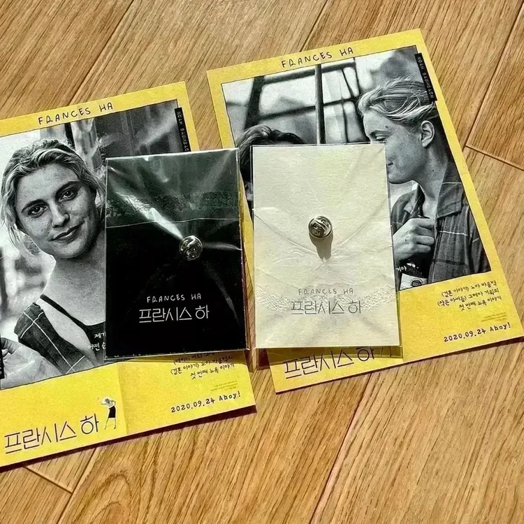 프란시스하 A3포스터 씨네큐 오리지널 패키지&아트하우스뱃지 그레타거윅영화 이미지