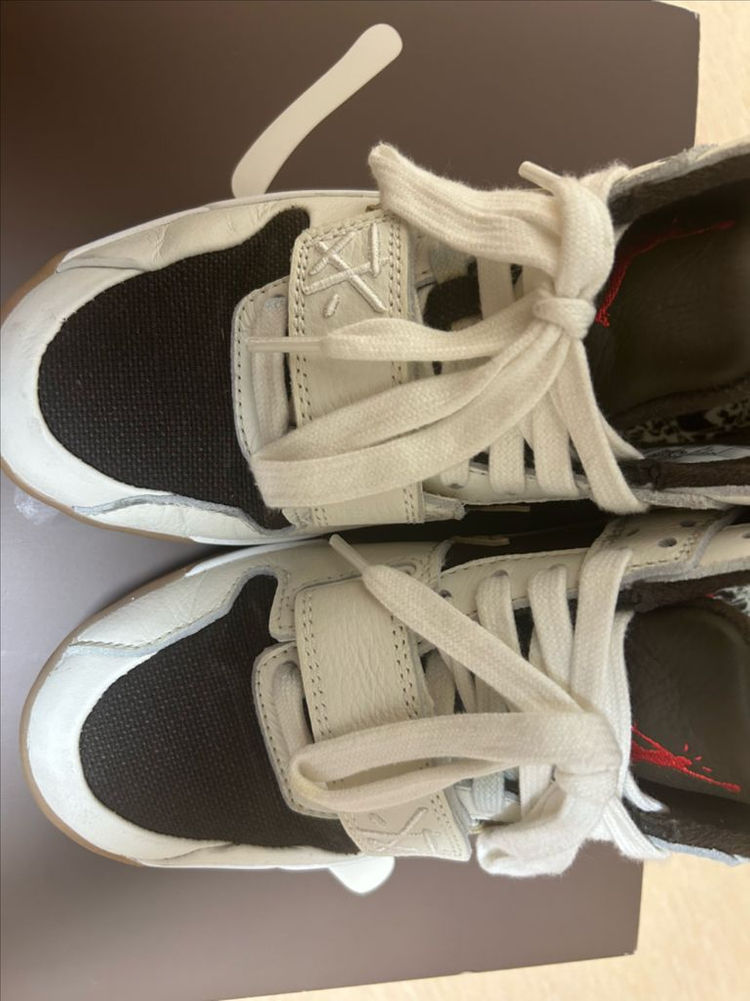 나이키 조던 트래비스스캇 점프맨 잭240 이미지