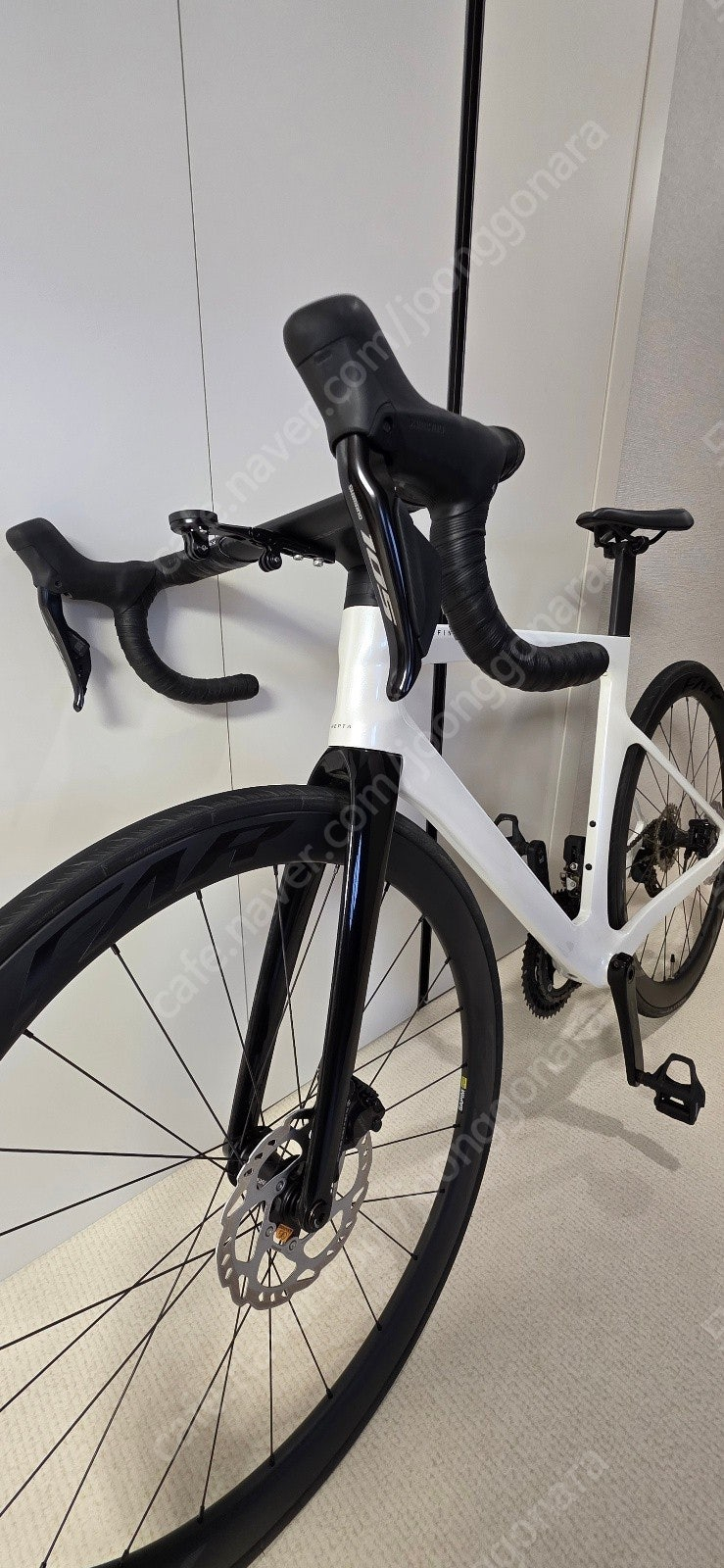 로드자전거 리파인드7 105 di2 이미지