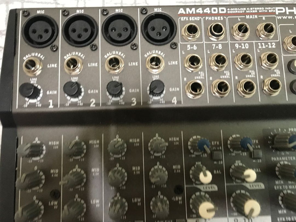 PHONIC AM440D 믹싱콘솔 이미지