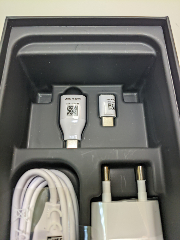 LG V30 S급 박스 풀셋 판매 이미지