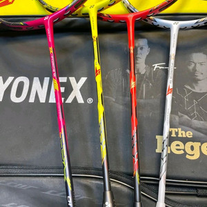 요넥스 볼트릭 지포스2배드민턴 라켓구합니다. 이미지