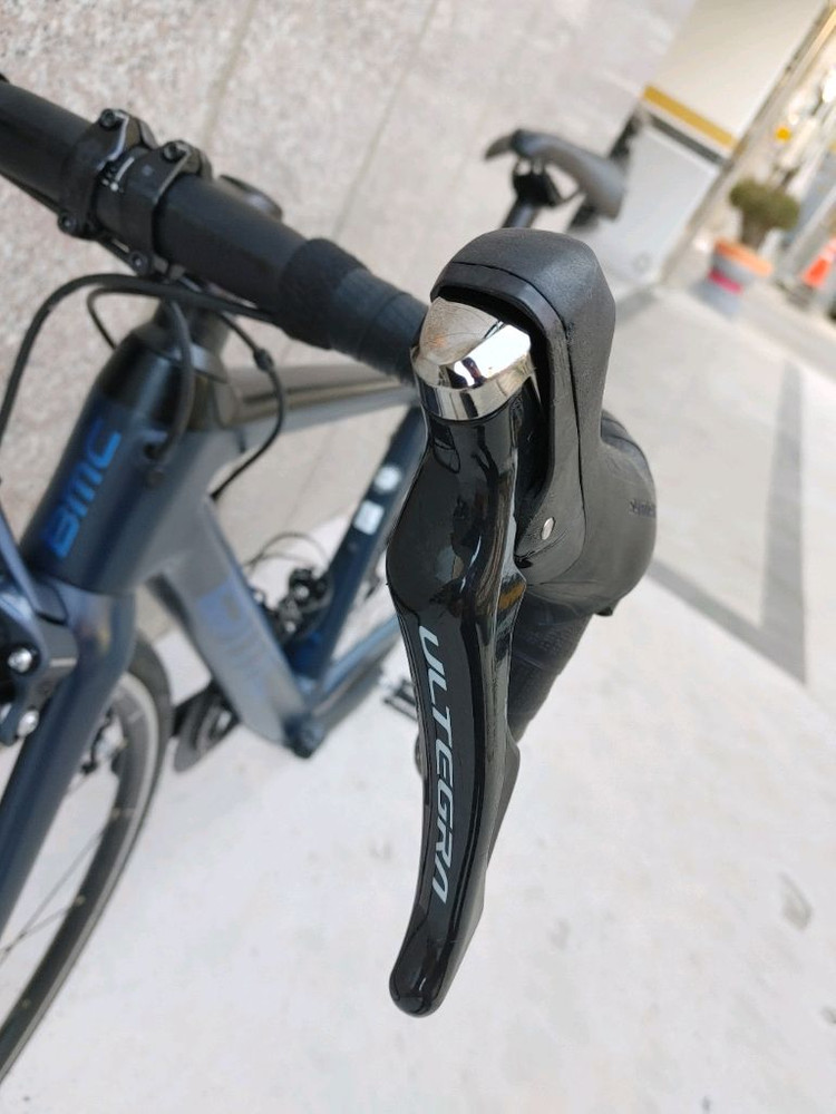 상태최상 스위스 브랜드 19년 BMC 팀머신 slr02 풀 울테그라 카본 로드자전거 47사이즈 팔아요. 이미지