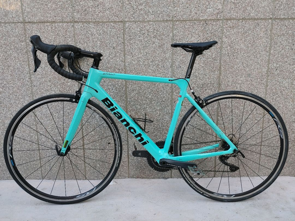 상태최상 23년 비앙키 스프린트 시마노 울테그라 카본로드자전거 55사이즈 팔아요. 이미지
