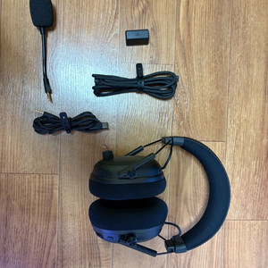 레이저 블랙샤크 v3프로 이미지